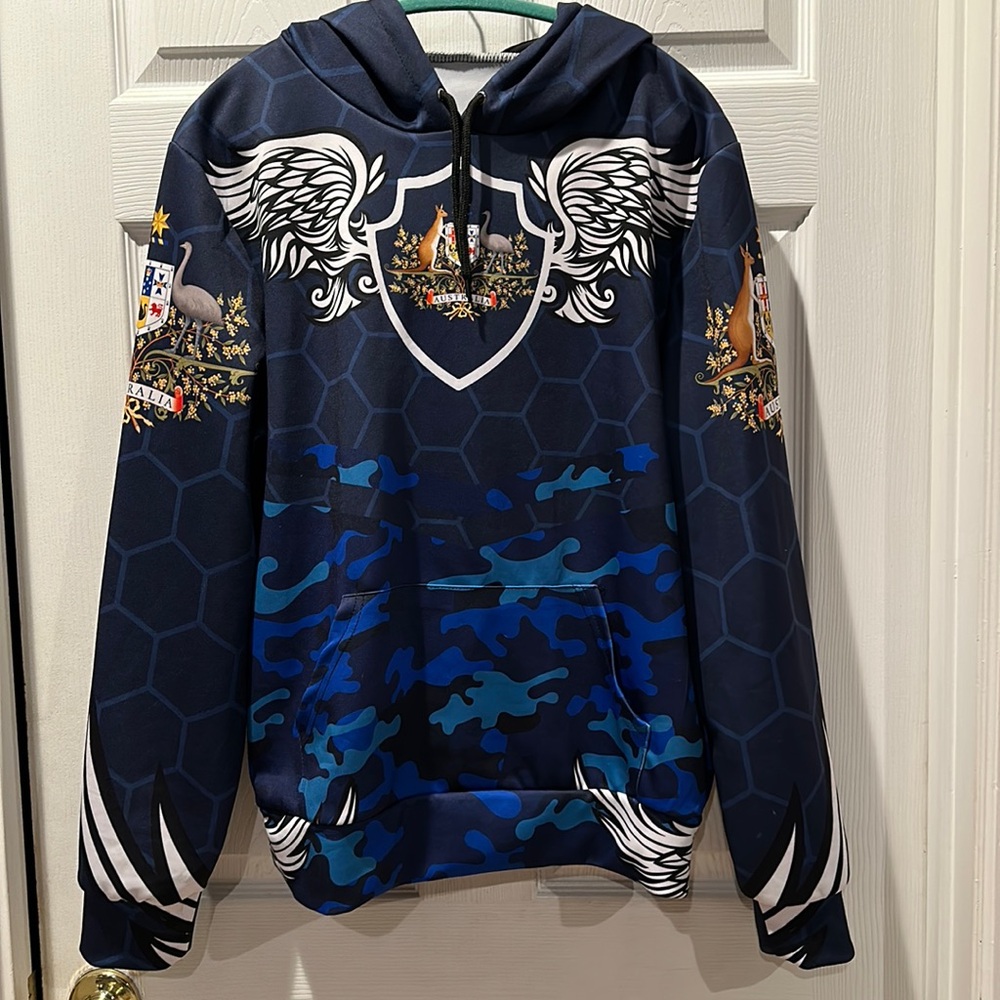 Woman’s Australia hoodie Sweatshirt large
